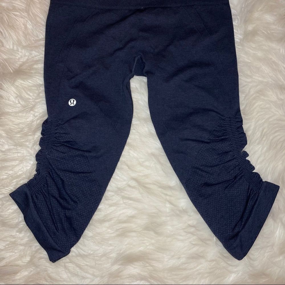 Lululemon In the Flow Crop II - Picture 10 of 12